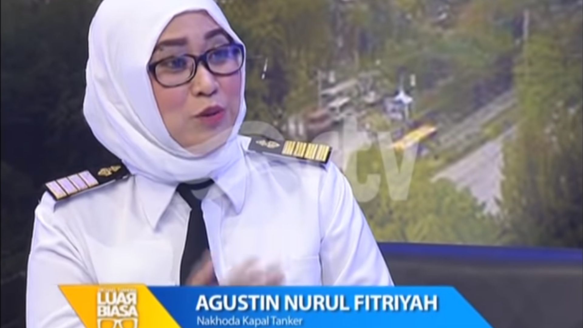 Agustin Nurul Fitriyah, Srikandi Pengendali Kapal Tanker - newsrtv