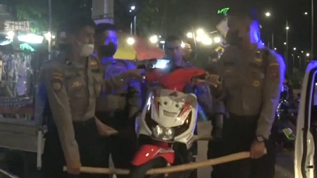 Razia Balap Liar di Padang, Puluhan Motor Diamankan