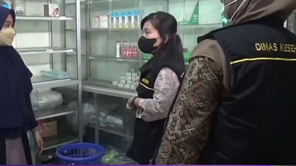 Dinkes Tangerang Sidak Obat Sirop ke Apotek