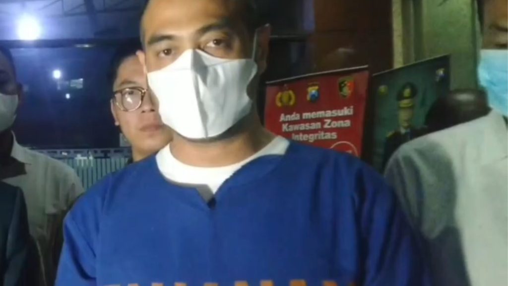 Ditahan Polda Jatim, Ferry Irawan Minta Maaf Pada Venna Melinda
