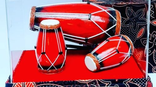 (Sumber: ig @bale.waditra)